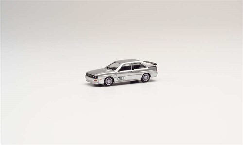 Herpa 033336-004 Audi Quattro, silbermetallic, H0