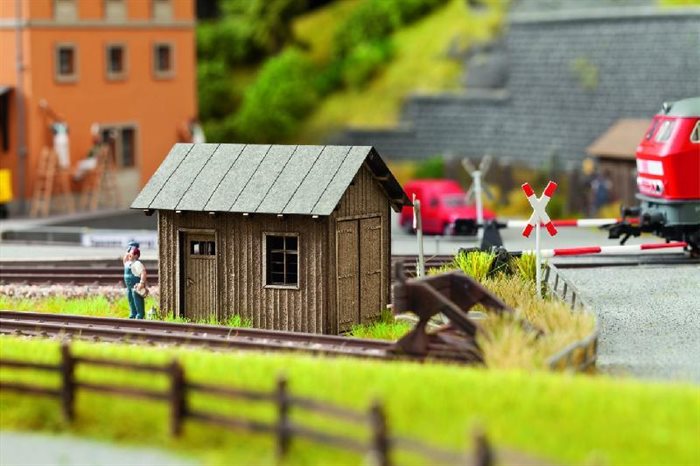 Noch 14308 Laser Cut Mini-Kleingartenhaus H0