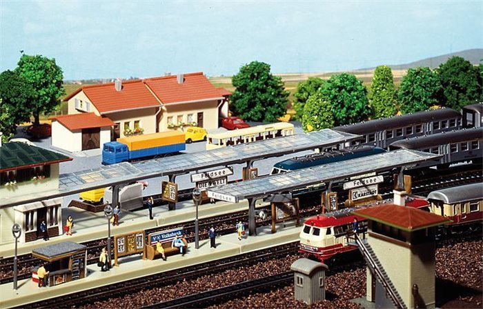 222119 Drei Bahnsteige, Epoche III, Gleis N