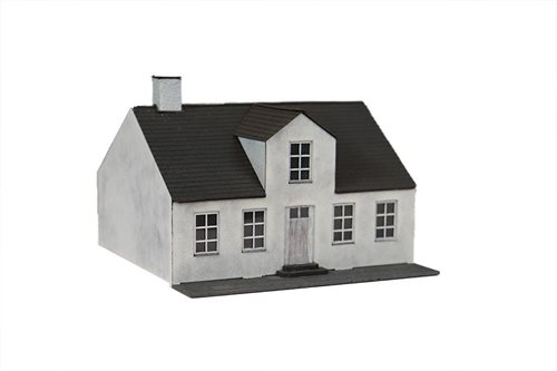 Hobbytrade 87222 Weißes Stadthaus mit Zweig, H0