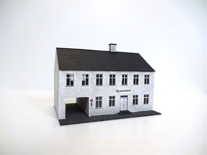 Hobbytrade 87212 Gebäude mit Restaurant H0