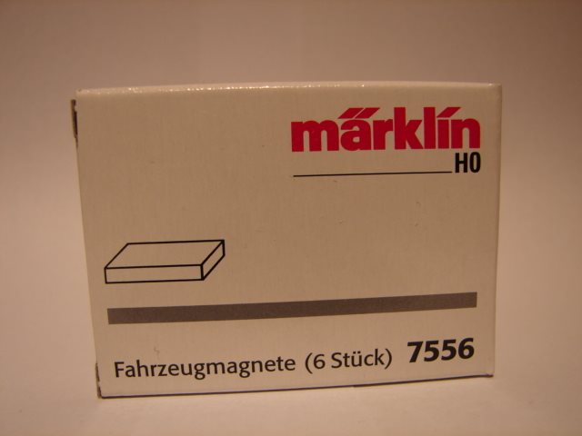 Märklin 7556 Schiffsmagnete für Reedschalter etc. Abmessungen: 10 x 5 x 1,5 mm.